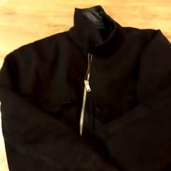 Jas, zgłoszono przez Arriva Limburg Noord przy użyciu iLost