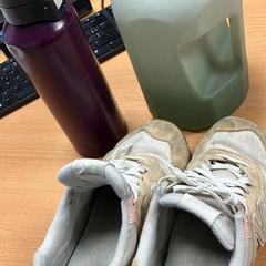 Schoen & Waterfles, zoals gemeld door Sheraton Brussels Airport Hotel met iLost