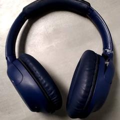 Sluchátka Blauw, jak nahlášeno Arriva Friesland / Groningen pomocí iLost