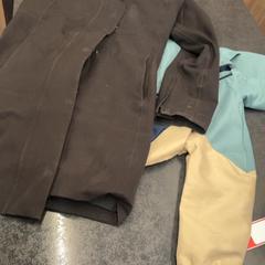 Kabátok, amint azt Rotterdam The Hague Airport az iLost segítségével jelentette.