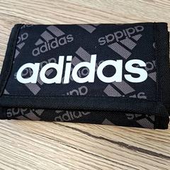 지갑 duran, iLost를 사용하여 Regio Limburg - Leuven에 보고됨