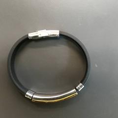 Diverse Armband, jak nahlášeno Centraal magazijn pomocí iLost