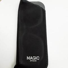 Étui à lunettes, a été signalé par ilévia utilisant iLost