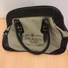 Kabelka, ako bolo nahlásené Qbuzz U-OV pomocou iLost