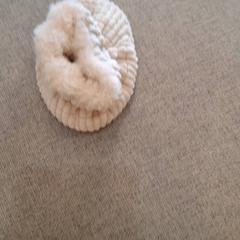 Pantoufle enfant, som rapportert av IKEA Paris Nord Roissy ved bruk av iLost