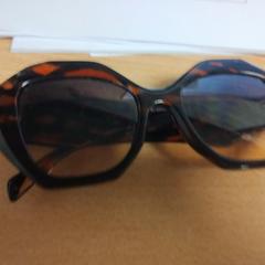 サングラス がiLostで The Dominican によって報告されました