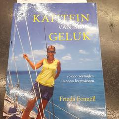 Boek, gisa salatu by Rotterdam The Hague Airport iLost erabiliz