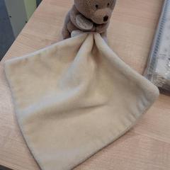 Kuschelige ohrfeige, gemeldet von IKEA Avignon über iLost