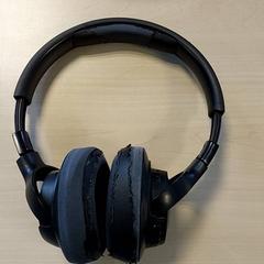 Elettronica - Hoofdtelefoon, come riportato da Regio Oost-Vlaanderen utilizzando iLost