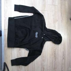 Camisola Zwart, como reportado por IKEA Heerlen utilizando o iLost