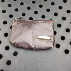 Portfel Arafat, zgłoszono przez Arriva Infoshop Enschede przy użyciu iLost