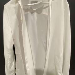 Blouse, as reported by Van der Valk Spier-Dwingeloo using iLost