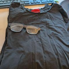 Glasses & T-shirt, as reported by Inntel Hotels Utrecht Centre using iLost