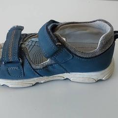 الملابس - Schoen، كما تم الإبلاغ عنه بواسطة Regio Limburg - Leuven عبر iLost
