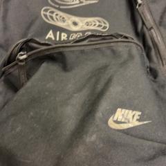 Plecak, zgłoszono przez RET przy użyciu iLost