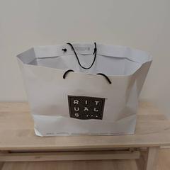 Borsa, come riportato da IKEA Strasbourg utilizzando iLost