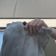 Sweater Grijs, as reported by Regio Limburg - Leuven using iLost