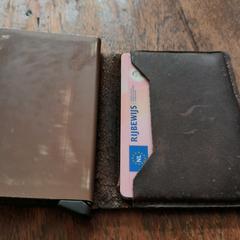 pasjeshouder, jak bylo nahlášeno na iLost