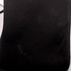 İLost kullanarak Arriva Friesland / Groningen tarafından bildirildiği gibi Dizüstü bilgisayar kapağı Zwart