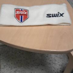 Hode bånd bånd, como reportado por IKEA Furuset utilizando o iLost