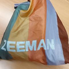 Taška - draagtas, ako bolo nahlásené Regio Antwerpen - Brussel pomocou iLost