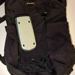 Mochila & Calculadora - Dakine - Texas instruments, como reportado por Universiteit Gent - Faculteitsbibliotheek LW utilizando o iLost