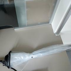 Deštník Doorzichtig, jak nahlášeno Centraal magazijn pomocí iLost