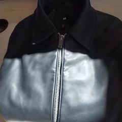 Läderjacka zwart, rapporterat av Arriva Limburg Zuid med iLost