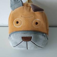 Batoh, jak nahlášeno Centraal magazijn pomocí iLost