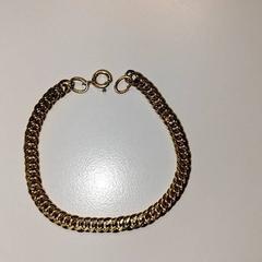 Pulsera, ha sido reportado por Ziekenhuis Oost-Limburg con iLost