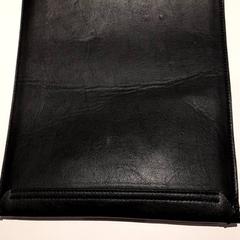 Titular de la targeta & Ratolí sense fil, segons ha informat Campus Den Haag mitjançant iLost