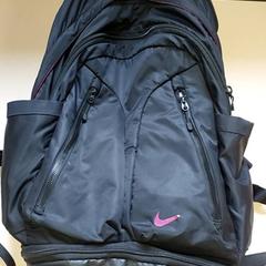 Hátizsák, amint azt Regio Antwerpen - Brussel az iLost segítségével jelentette.