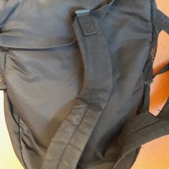 Borsa noir, come riportato da TCL utilizzando iLost