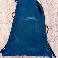 Sac à dos, a été signalé par Regio Limburg - Leuven utilisant iLost