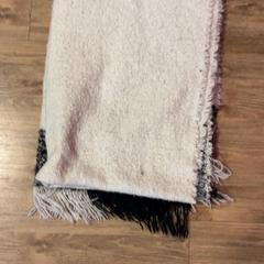 Shawl, as reported by Arriva Limburg Noord using iLost
