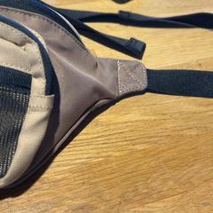 Bomba taška, jak nahlášeno Designer Outlet Roermond pomocí iLost