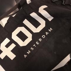 Borsa Tas Four Amsterdam, come riportato da HU Amersfoort utilizzando iLost