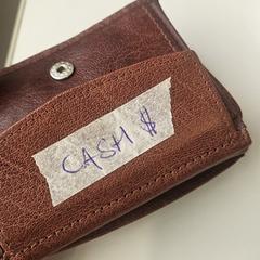 Brown leather wallet, ako bolo nahlásené iLost