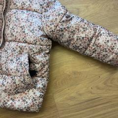 Chaqueta, ha sido reportado por GVB con iLost