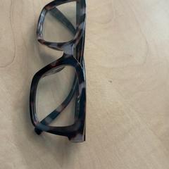 Glasses, as reported by Arriva Achterhoek-Rivierenland using iLost