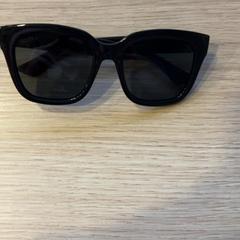 Sonnenbrille, gemeldet von Pathé Groningen über iLost