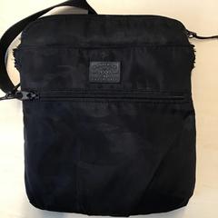 Schoudertasje, come riportato da Gemeente Nijmegen utilizzando iLost