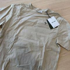 Koszula beige, zgłoszono przez Van Heugten Tours przy użyciu iLost