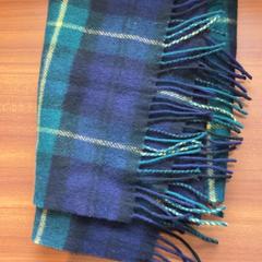 Shawl, as reported by Pathé Rembrandt Utrecht using iLost