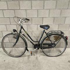Fiets zwart met groene spatborden (dames) L'avenir, zoals gemeld door Gemeente Stekene met iLost