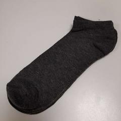 Calzini, come riportato da IKEA Praha – Zličín utilizzando iLost