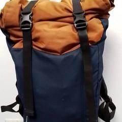 حقائب الظهر والحقائب النهارية، كما تم الإبلاغ عنه بواسطة Hermes Eindhoven عبر iLost