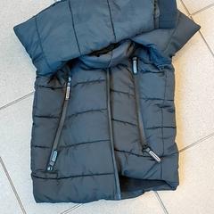 Ropa - jas, ha sido reportado por Regio Antwerpen - Brussel con iLost