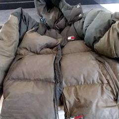 İLost kullanarak Arriva Limburg Zuid tarafından bildirildiği gibi Dış giyim Groen