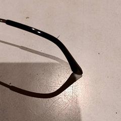 Briller, som rapportert av De Efteling ved bruk av iLost